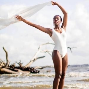 Andie Swim - The Ibiza One Piece (Size: Medium | Color: Bone)